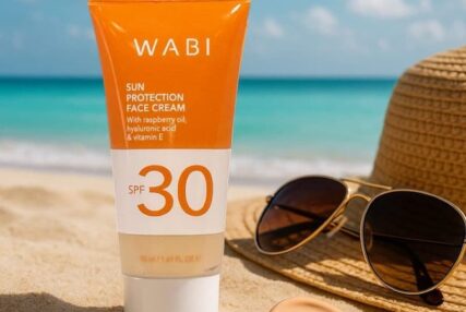 مزایای استفاده از ضد آفتاب | راز داشتن پوستی سالم، جوان و بدون لک