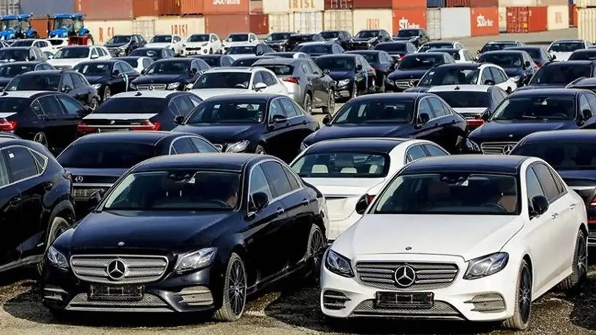 آغاز ثبت‌نام خودروهای وارداتی؛ فهرست خودروهای عرضه‌شده اعلام شد