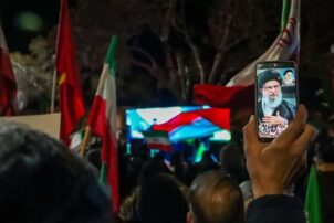جلوه‌ های کودکانه انقلاب در یکصد و سومین قرار شبانه مردم کمیجان