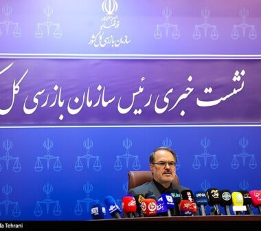 سازمان بازرسی از اعتراض دانش‌آموزان به تأثیر معدل حمایت کرد