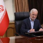 مومنی: ایران مقتدرتر از هر زمان دیگری در برابر تهدیدات ایستاده است مومنی: ایران مقتدرتر از هر زمان دیگری در برابر تهدیدات ایستاده است