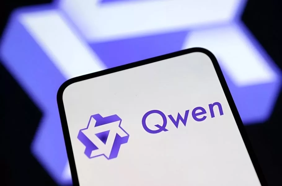 هوش مصنوعی Qwen علی‌بابا حالا می‌تواند وب‌سایت و پادکست بسازد