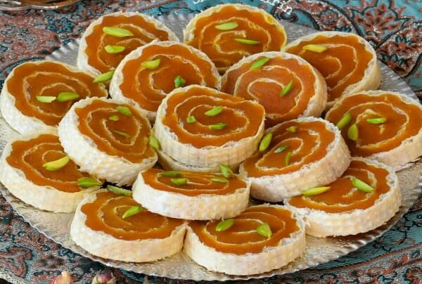 تاکنون با شیرخشک حلوا پختهاید؟ تاکنون با شیرخشک حلوا پختهاید؟