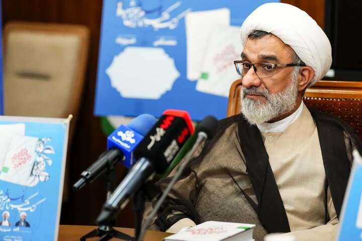 خسروپناه: رهبر شهید بیش از حوزویان با نخبگان دانشگاهی دیدار داشتند