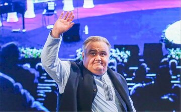«دوست دارم از یاد آدم‌ها نروم» / اکبر عبدی به روایت خودش، از «مادر» و جنجال «آدم‌برفی» تا سیاست و آخرین آرزو
