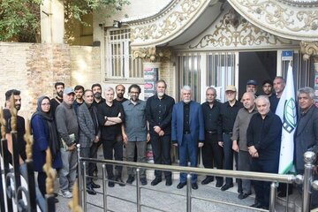 روایت هنری وداع جلوه‌ای از «بعثت هنرمندان» است/۱۵۰ شهر و روستا به همت انجمن سینمای جوانان ایران روایت‌گر بدرقه شدند