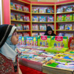 محرابهای کاغذی و فیلسوفان کوچک محرابهای کاغذی و فیلسوفان کوچک