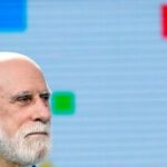 «پدر اینترنت» بازنشسته میشود / هشدار معمار اینترنت درباره آینده هوش مصنوعی «پدر اینترنت» بازنشسته میشود / هشدار معمار اینترنت درباره آینده هوش مصنوعی