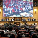 پیام صریح اتاق ایران به سیاستگذاران / حسنزاده: اقتصاد با تصمیمهای جزیرهای نجات پیدا نمیکند پیام صریح اتاق ایران به سیاستگذاران / حسنزاده: اقتصاد با تصمیمهای جزیرهای نجات پیدا نمیکند