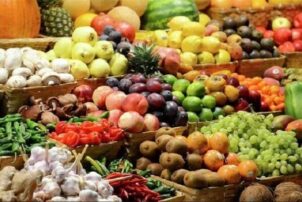 کودکان دنیا به قدر کافی میوه‌ و سبزیجات نمی خورند