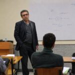 از انقلاب فرهنگی تا گزینشهای ایدئولوژیک؛ دانشگاههای ایران چرا از جهان علم عقب افتادند؟/ کسی که اوایل انقلاب استاد اخراج میکرد خودش بعدتر اخراج شد از انقلاب فرهنگی تا گزینشهای ایدئولوژیک؛ دانشگاههای ایران چرا از جهان علم عقب افتادند؟/ کسی که اوایل انقلاب استاد اخراج میکرد خودش بعدتر اخراج شد