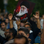 استکبار جهانی به زبالهدان تاریخ میپیوندد؛ خونخواهی رهبر شهید حق ماست استکبار جهانی به زبالهدان تاریخ میپیوندد؛ خونخواهی رهبر شهید حق ماست