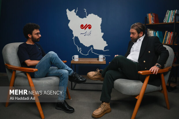 اقتباس احضار گذشته برای فهم اکنون است؛ «جامعه فست‌فودی» ریسک نمی‌کند!