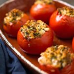 خودتان را از خوردن دلمه گوجه فرنگی محروم نکنید، طعمش بی نظیر است خودتان را از خوردن دلمه گوجه فرنگی محروم نکنید، طعمش بی نظیر است