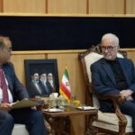 سفیر جدید پاکستان با مومنی دیدار کرد سفیر جدید پاکستان با مومنی دیدار کرد