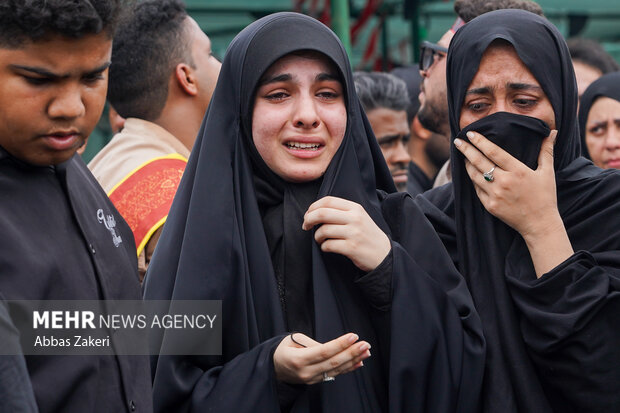 میناب؛ جایی که خبرنگارها روضهخوان و عکاسها مرثیهسرا شدند میناب؛ جایی که خبرنگارها روضهخوان و عکاسها مرثیهسرا شدند