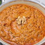 کال جوش؛ طرز تهیه غذای سنتی تهرانی با کشک، گردو و گوجه کال جوش؛ طرز تهیه غذای سنتی تهرانی با کشک، گردو و گوجه