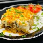 کباب مجاری با سس بشامل؛ یک غذای متفاوت و خوشمزه برای ناهار کباب مجاری با سس بشامل؛ یک غذای متفاوت و خوشمزه برای ناهار