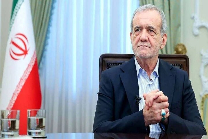 گفتگوی تلویزیونی پزشکیان با مردم به مناسبت هفته دولت