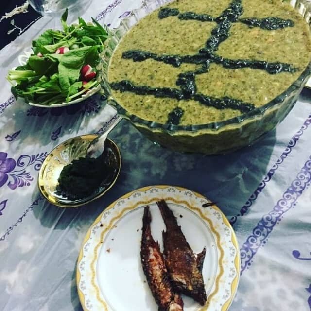 آش ترش شمالی انتخابی عالی در هوای خنک پاییزی است آش ترش شمالی انتخابی عالی در هوای خنک پاییزی است