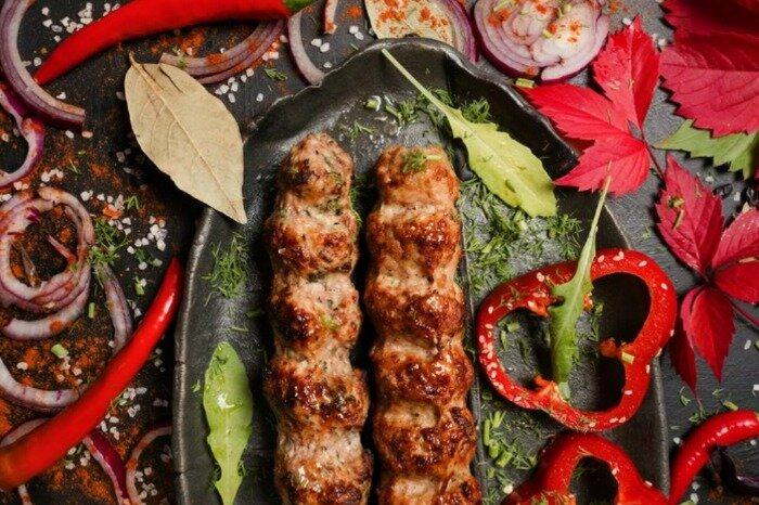 آیا میدانستید با دل مرغ هم میشود کباب کوبیده درست کرد؟ آیا میدانستید با دل مرغ هم میشود کباب کوبیده درست کرد؟