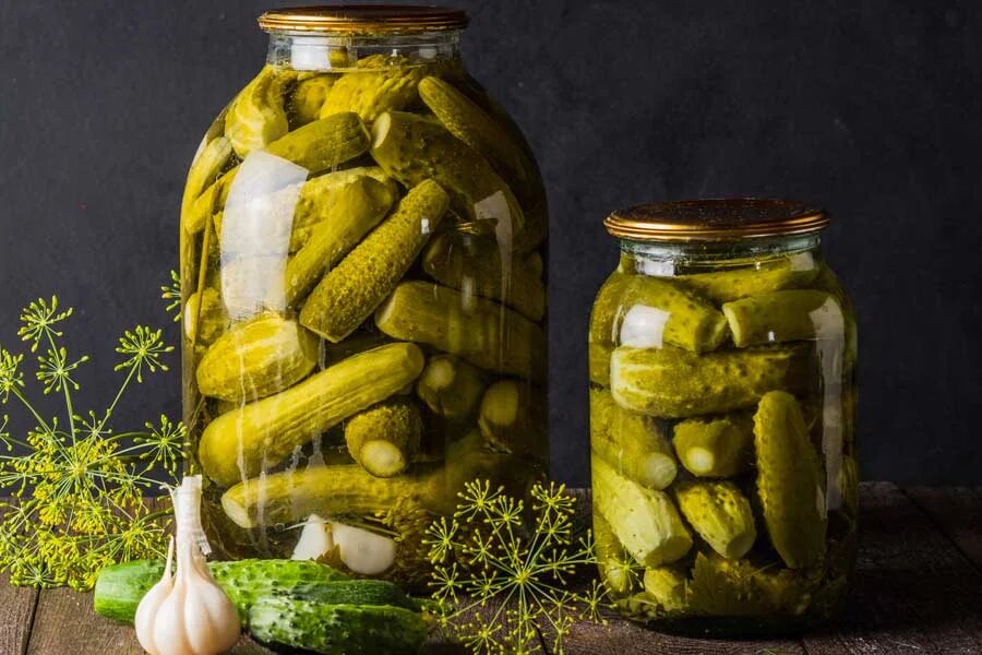 با خنک شدن هوا وقت درست کردن خیارشور خانگی آنهم بدون کپک است