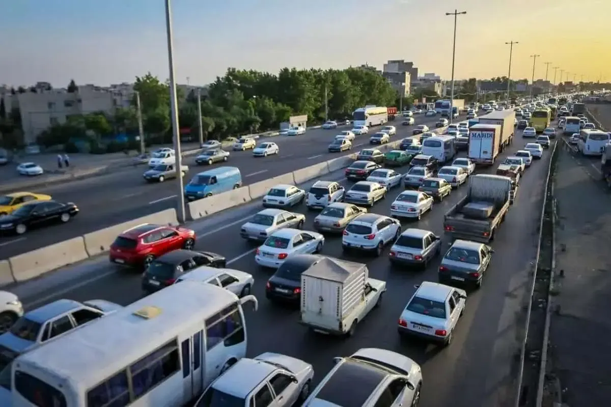 ترافیک نیمه‌سنگین به ورودی‌های تهران رسید / این مسیرها را با احتیاط انتخاب کنید