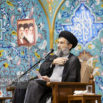 حسینی قمی:آیتالله شبیری زنجانی علم رابا تواضع وخدمت به مردم همراه کرد حسینی قمی:آیتالله شبیری زنجانی علم رابا تواضع وخدمت به مردم همراه کرد