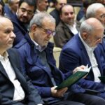 حضور پزشکیان در مراسم یادبود مرحوم احمد ناطق نوری حضور پزشکیان در مراسم یادبود مرحوم احمد ناطق نوری