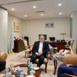 دیدار رئیس گروه ریشسفیدان بینالمللی با وزیر امور خارجه دیدار رئیس گروه ریشسفیدان بینالمللی با وزیر امور خارجه