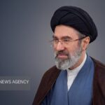زندگی‌نامه آیت‌الله سید مجتبی خامنه‌ای؛ از جبهه تا اجتهاد و رهبری