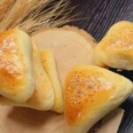 فطایر پنیری؛ نان خوشمزه محلی برای صبحانه یا عصرانه