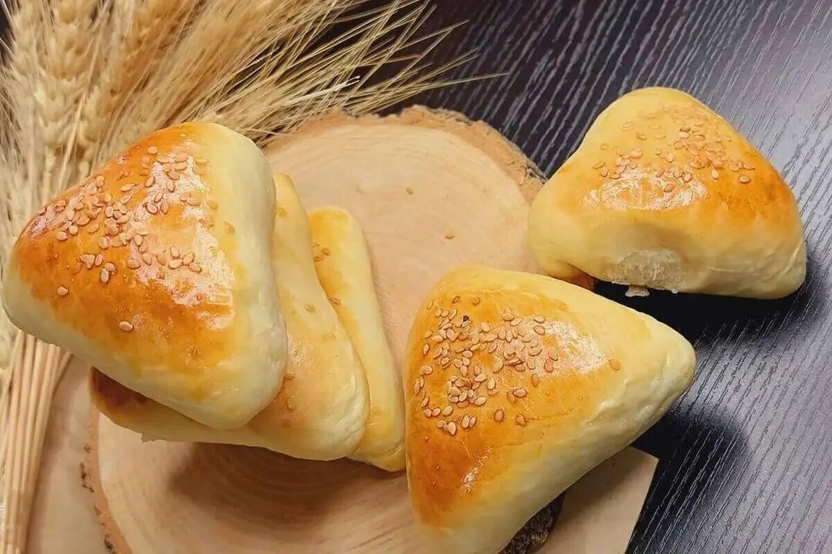 فطایر پنیری؛ نان خوشمزه محلی برای صبحانه یا عصرانه