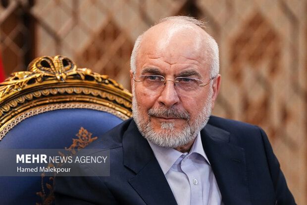 قالیباف: قیمت نفت اثبات کننده دروغ‌های بنگاه فریب‌کاری آمریکایی‌ها است