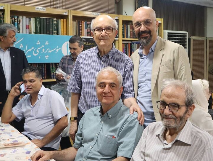«لعلِ پیوندگر» واکاوی تمدن ایران در یادبود سید جلال حسینی بدخشانی «لعلِ پیوندگر» واکاوی تمدن ایران در یادبود سید جلال حسینی بدخشانی