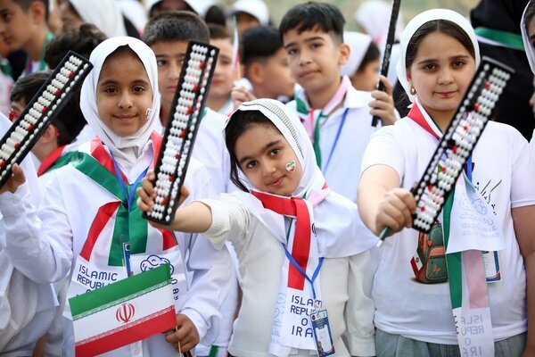 چهاردهمین جشنواره ملی کودکان هوشمند با حضور ۳۷۰کودک و نوجوان برگزار شد