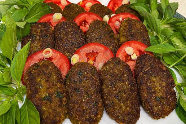 کتلت بادمجان و سیب‌ زمینی را برای یکبار هم که شده امتحان کنید