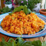 کته گوجه با نخودفرنگی؛ غذایی ساده با مواد اولیه در دسترس کته گوجه با نخودفرنگی؛ غذایی ساده با مواد اولیه در دسترس