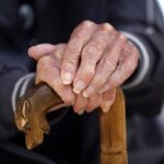 امکانات ما متناسب با همه نیازهای سالمندان نیست امکانات ما متناسب با همه نیازهای سالمندان نیست